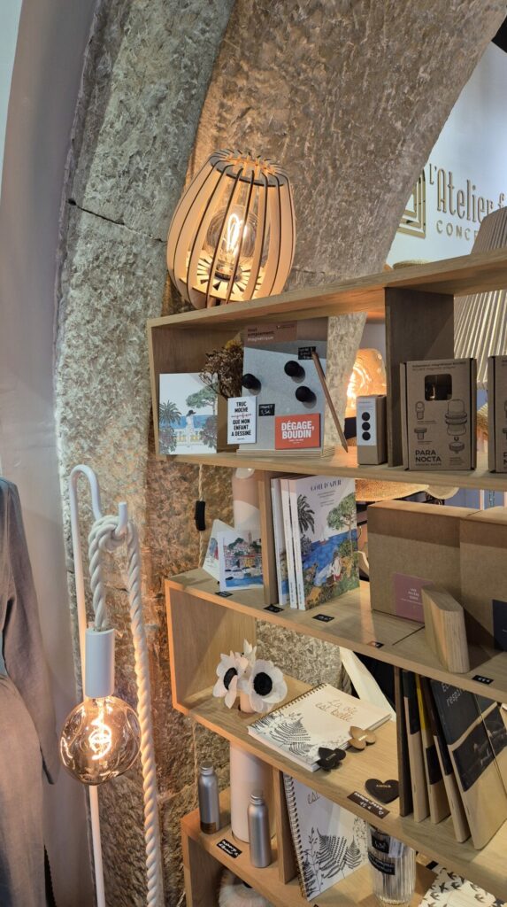 Meuble intérieur de l'atelier français Vence