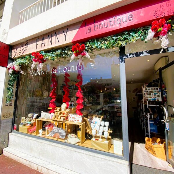 Fanny façade